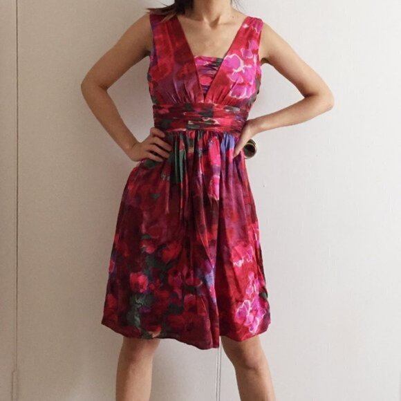 Banana Republic Dresses & Skirts - Banana Republic Dress Silk Watercolor Painting Red Pink Ruched V Neck Wedding 2